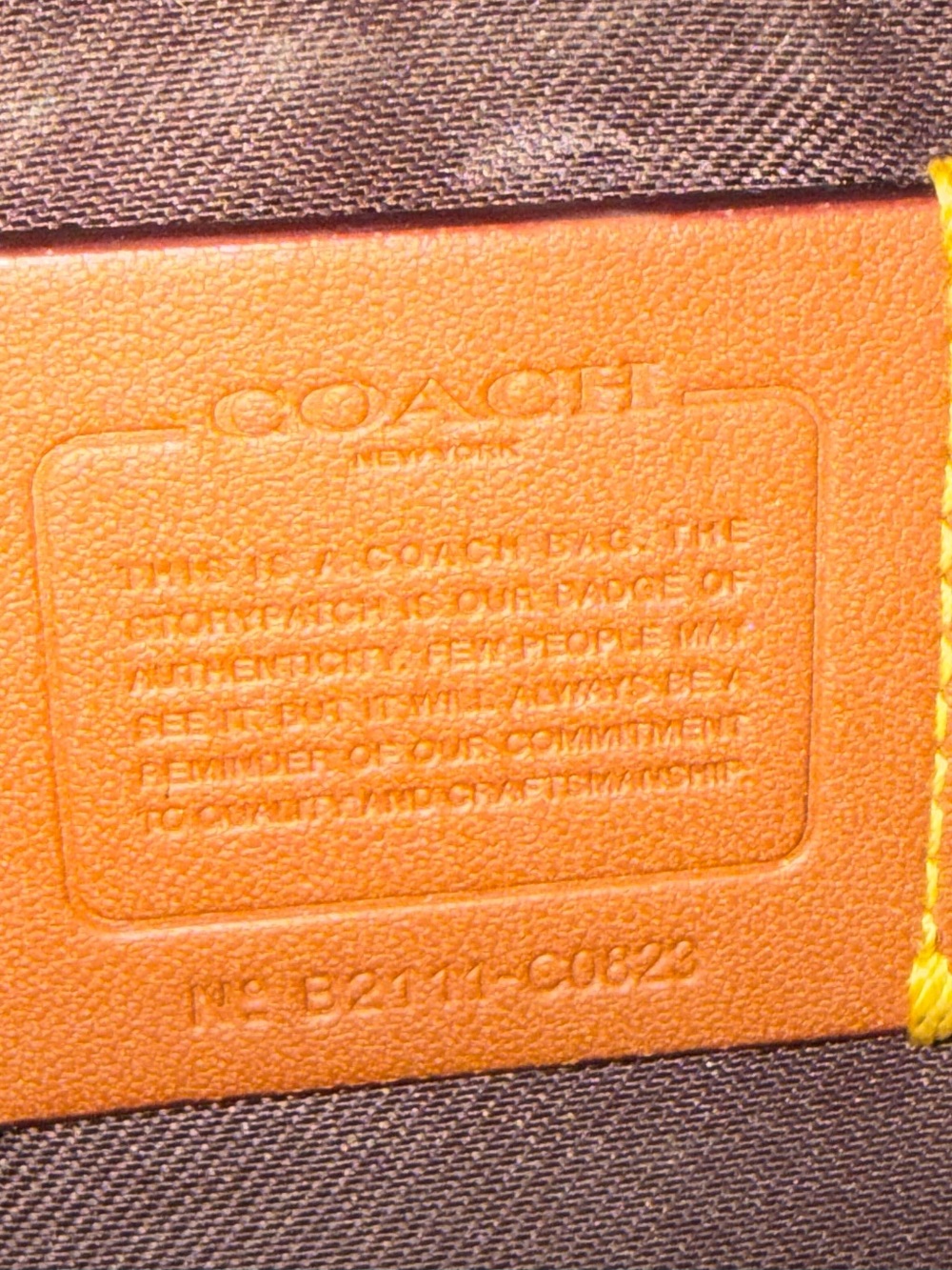 Coach Willow Camera Bag Black Pebbled Leather Turnlock Crossbody - Picture 2 of 12